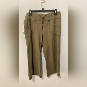 Lululemon crop pants relaxed fit